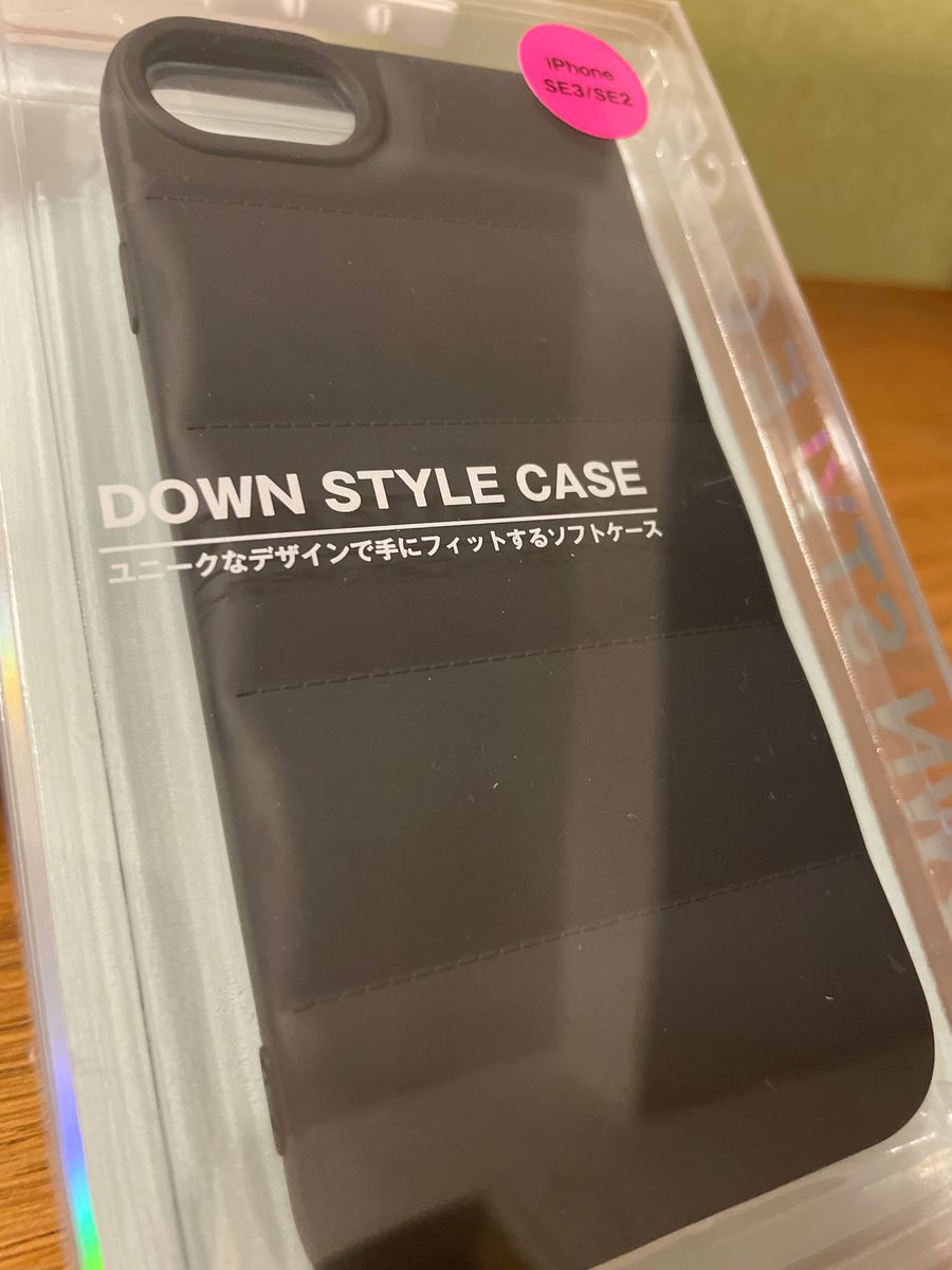 新品 iPhone SEケース "DOWN STYLE CASE"
