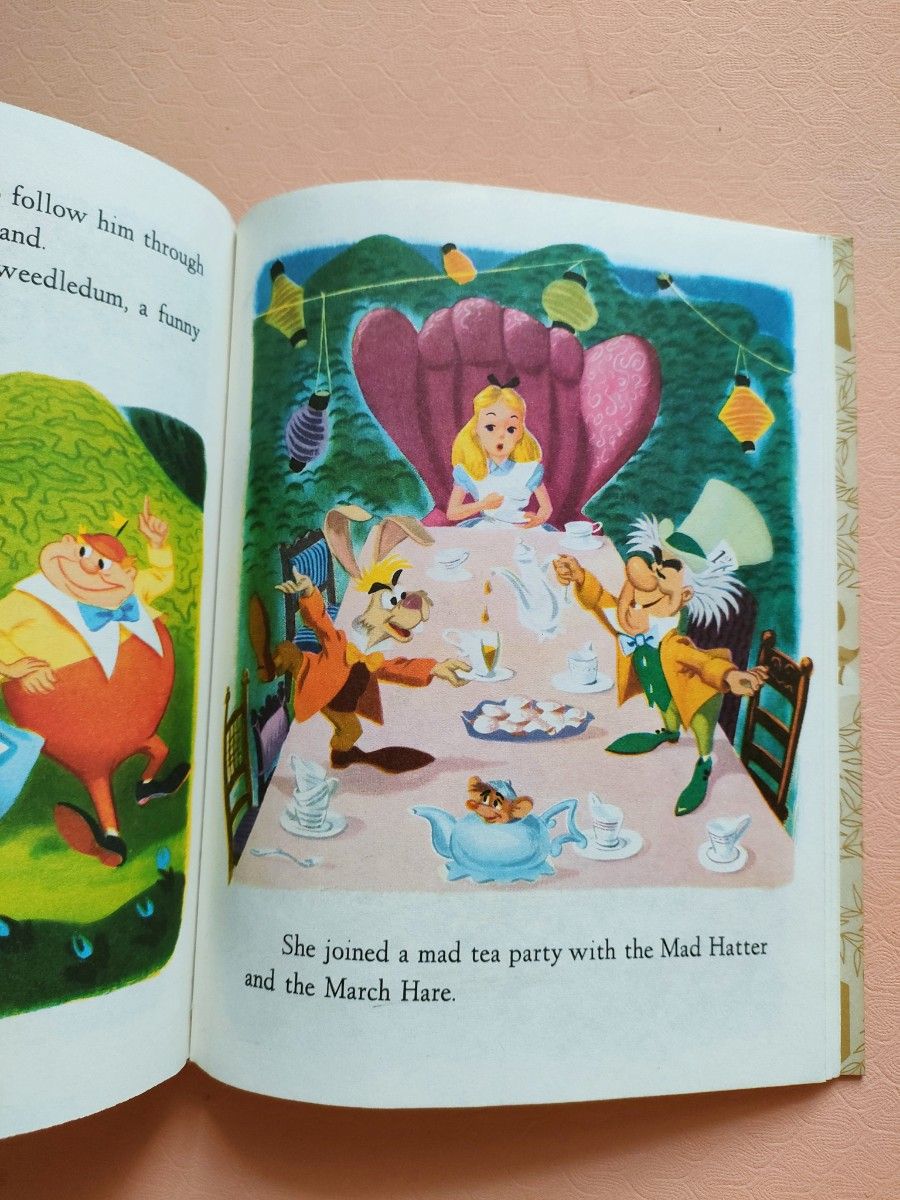 ALICE in Wonderland／Little Golden Book 英語絵本 ディズニー  ヴィンテージ