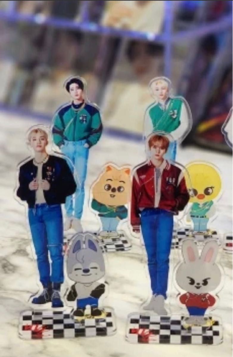 スキズ straykids victory×skzoo リノ リービーットアクスタ スキズ straykids victory×skzoo リノ リービーットアクスタ
