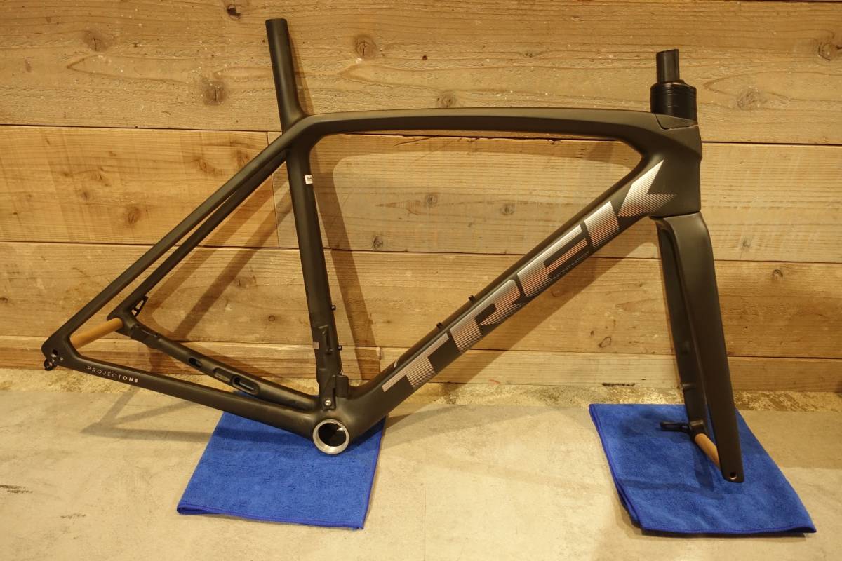 Yahoo!オークション - 中古美品 Trek Emonda SLR P1 フレーム Yahoo!オークション - 中古美品 Trek Emonda SLR P1 フレーム