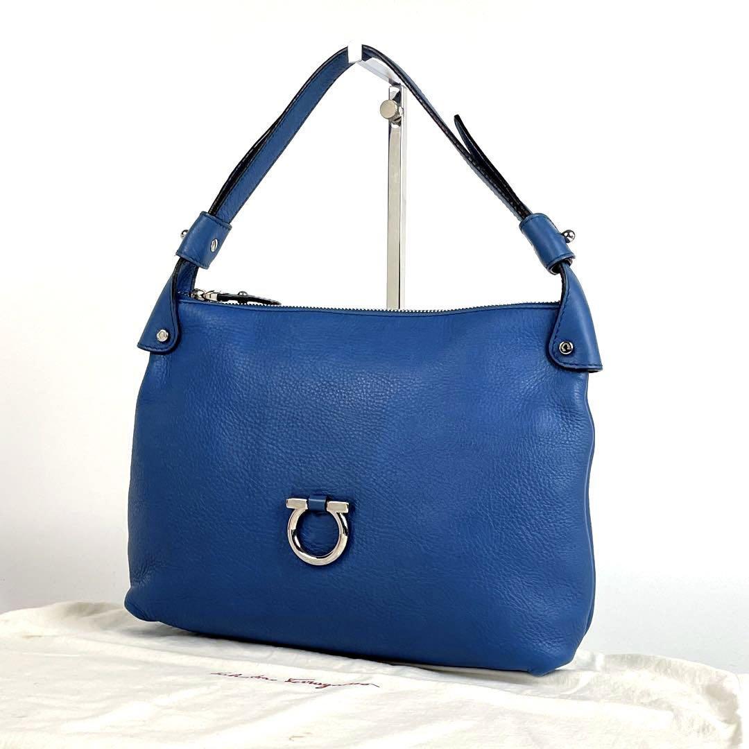 美品 Salvatore Ferragamo フェラガモ ワンショルダーバッグ