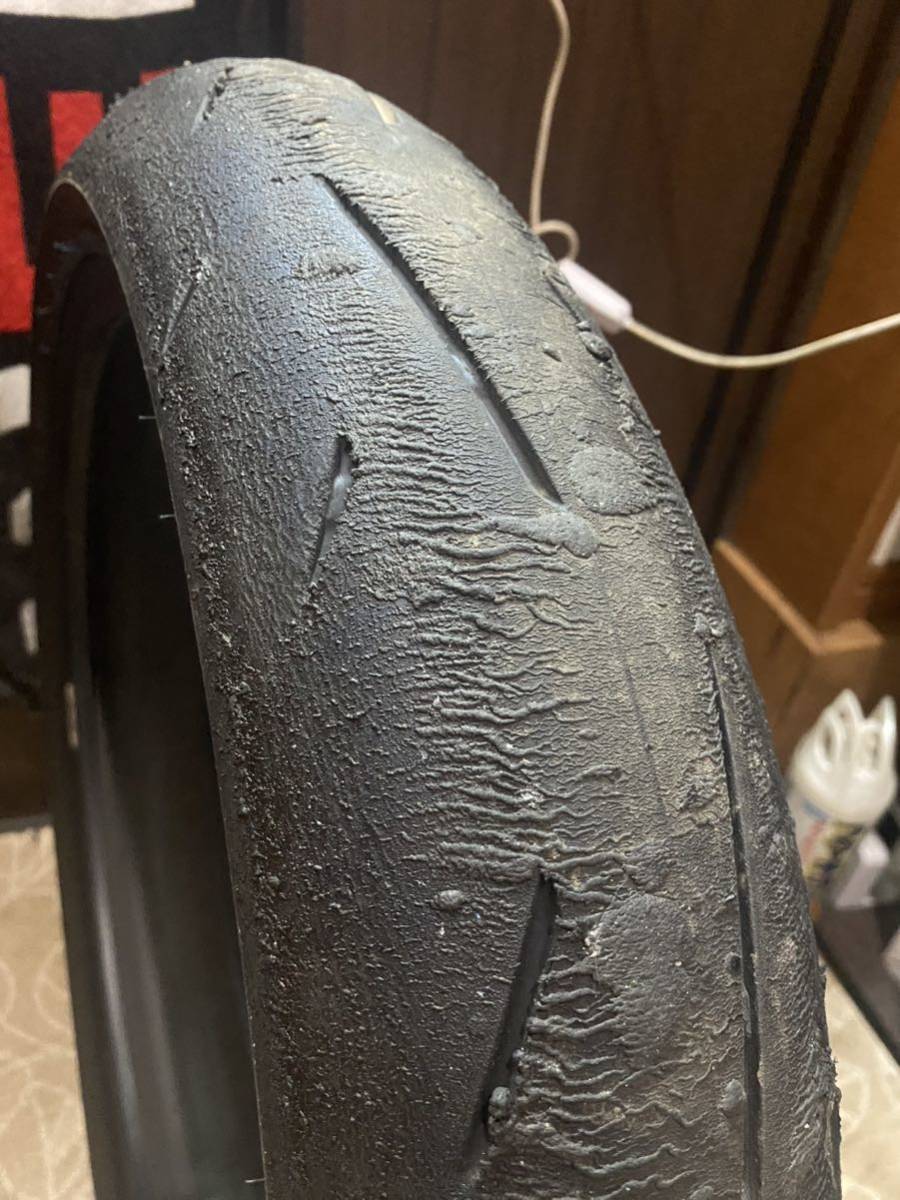 中古MCタイヤ 2023年製造 DUNLOP SPORTMAX α-13SP 110/70R17 ダンロップ スポーツマックス 110 70 17 0823 M2627の画像3