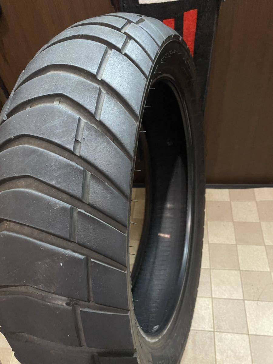 中古MCタイヤ 2022年製造 METZELER KAROO STREET 170/60R17 パンク修理痕あり メッツラー カルー 170 60 17 2222 M2708_画像4