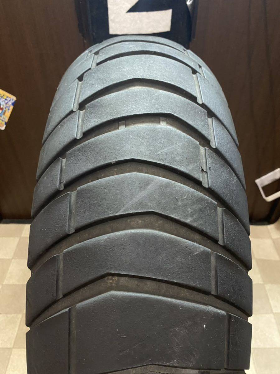 中古MCタイヤ 2022年製造 METZELER KAROO STREET 170/60R17 パンク修理痕あり メッツラー カルー 170 60 17 2222 M2708_画像1