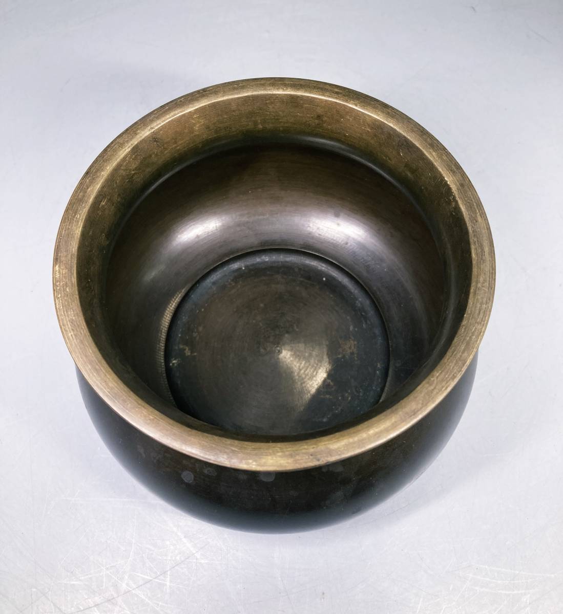 唐銅 浄益 刻印 建水 茶道具 エフゴ形 銅製 銅器 煎茶道具 古銅 時代 古美術品 けんすい_画像5