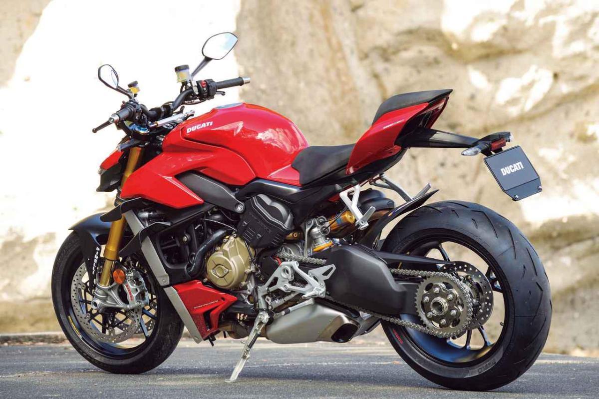 1/18 ドゥカティ スーパーネイキッド Maisto Ducati Super Naked V4S red 2020 1:18 梱包サイズ60_画像3