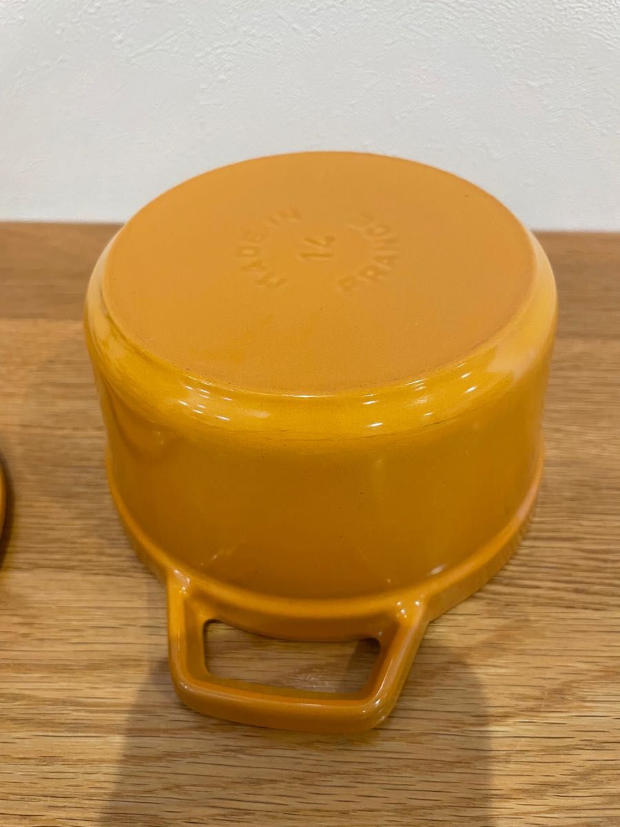 ストウブ staub ココット ラウンド 14 マスタード 廃盤色 両手鍋 ストウブ staub ココット ラウンド 14 マスタード 廃盤色 両手鍋
