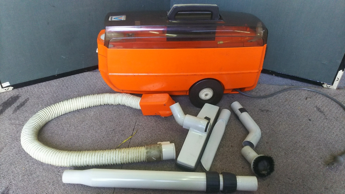  retro Juki electric vacuum cleaner SCJ-670 79 year made Junk 