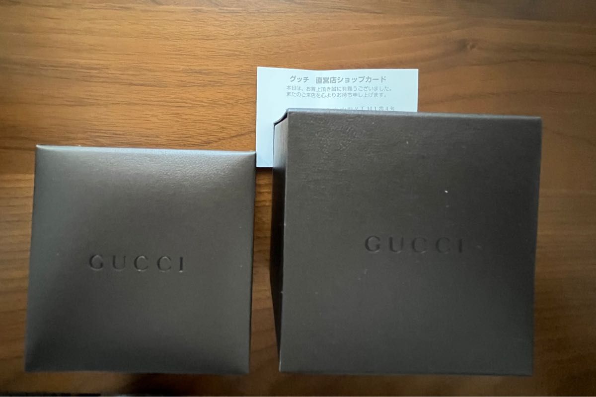 GUCCI ピアス K18WG 750 Gロゴ ピアス ホワイトゴールド｜PayPayフリマ