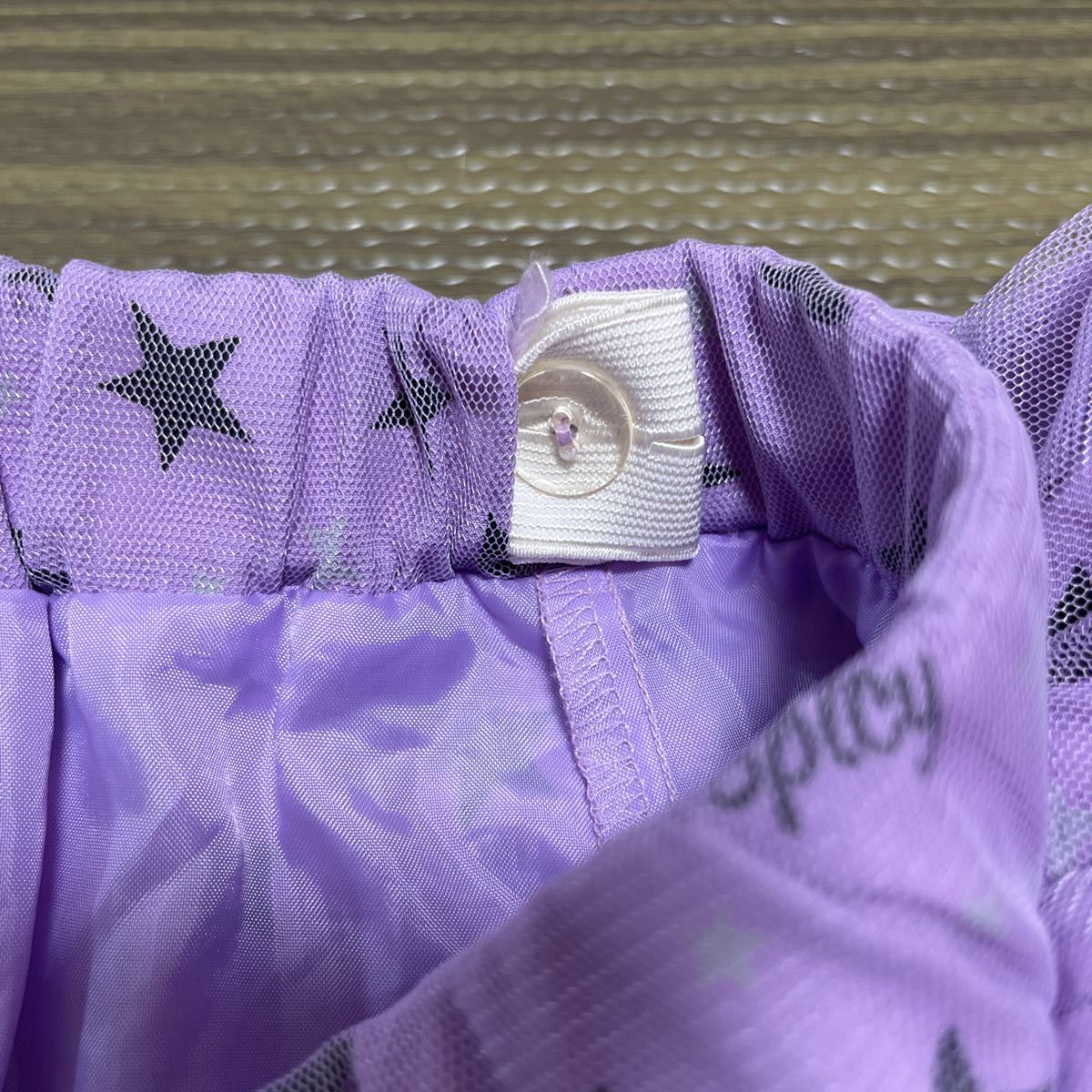 10-5新品　BLUECROSS　ブルークロス　総レースボリュームチュールフレアースカート　ロゴ柄紫インナーショートパンツ　160　Ｌ　8,500円+税
