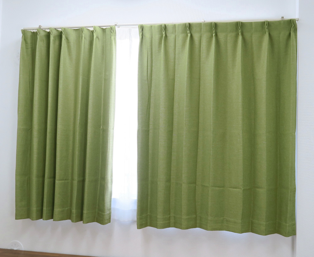 大人気の グリーン y2950 幅125cm×丈95cm2枚 遮光カーテン 遮光裏地付き ナチュラル 無地 オーダーカーテン 遮光2級 形状