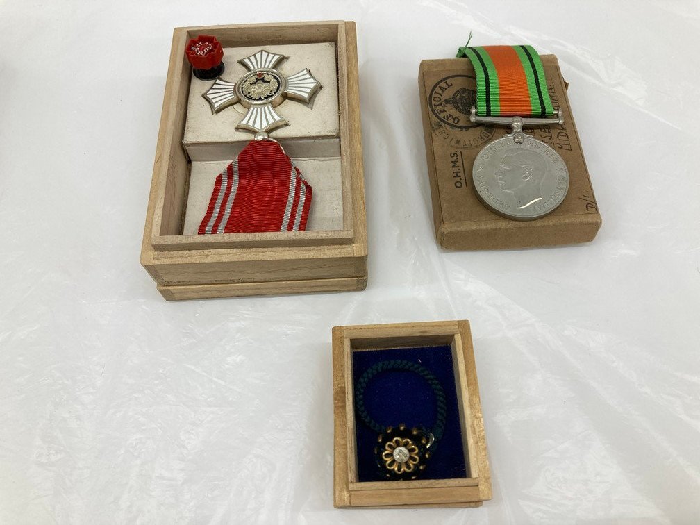 明治38年従軍記章など勲章・議員章おまとめ7点【BHAX7007】-勳章 明治38年従軍記章など勲章・議員章おまとめ7点【BHAX7007】-勳章