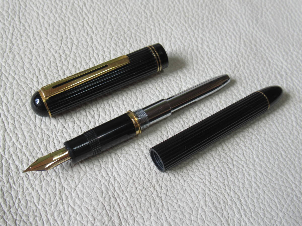 ■希少 美品 1979年発売!パイロット 初代ジャスタス(PILOT JUSTUS)ペン先弾力調整可能(H<>S) ペン先:14K-585 M(中字)全長140mm