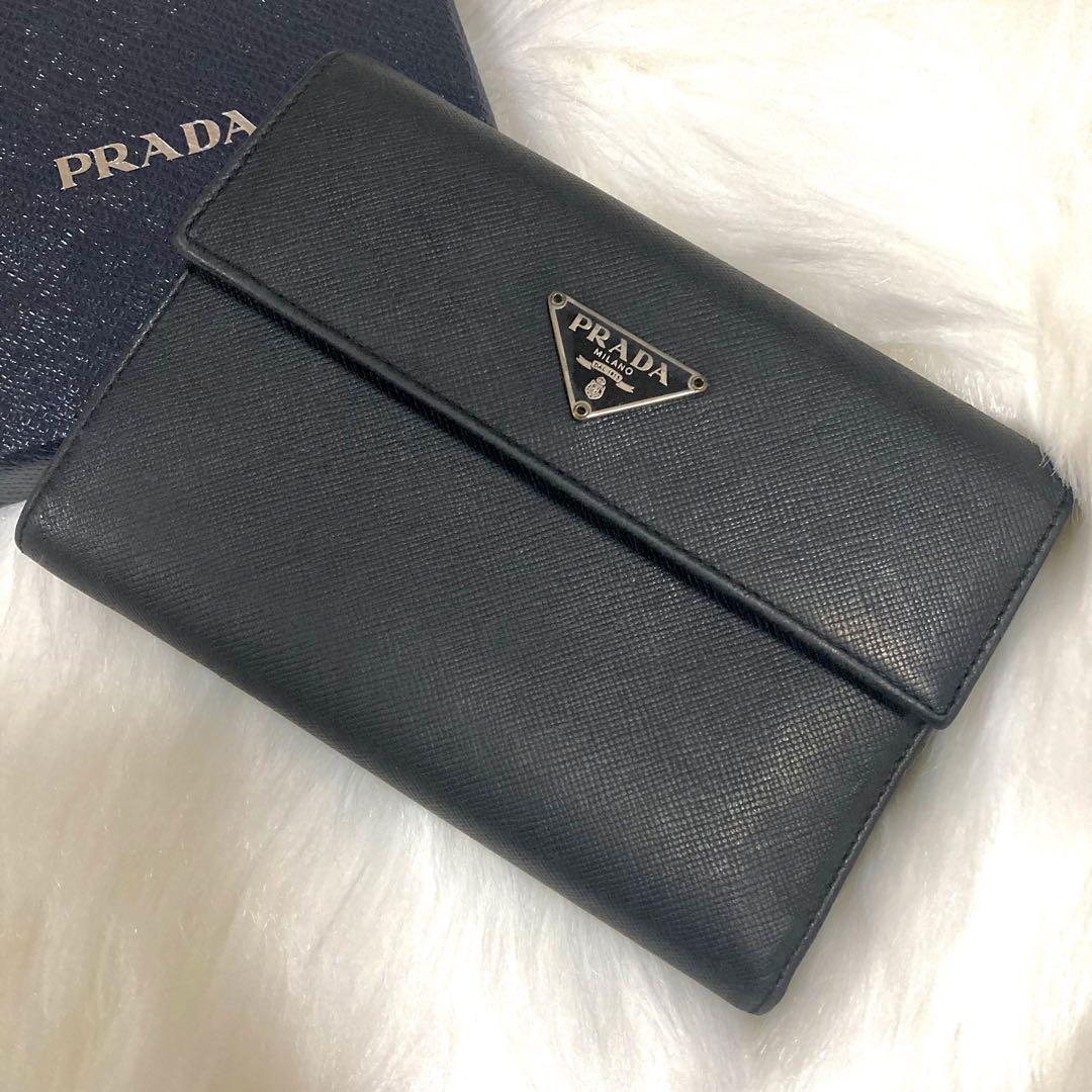 極美品 PRADA プラダ 折り財布 三角プレート レザー ロゴ金具 サフィアーノ ブラック メンズ 二つ折り 三つ折り 本革 黒 札入れ ケース