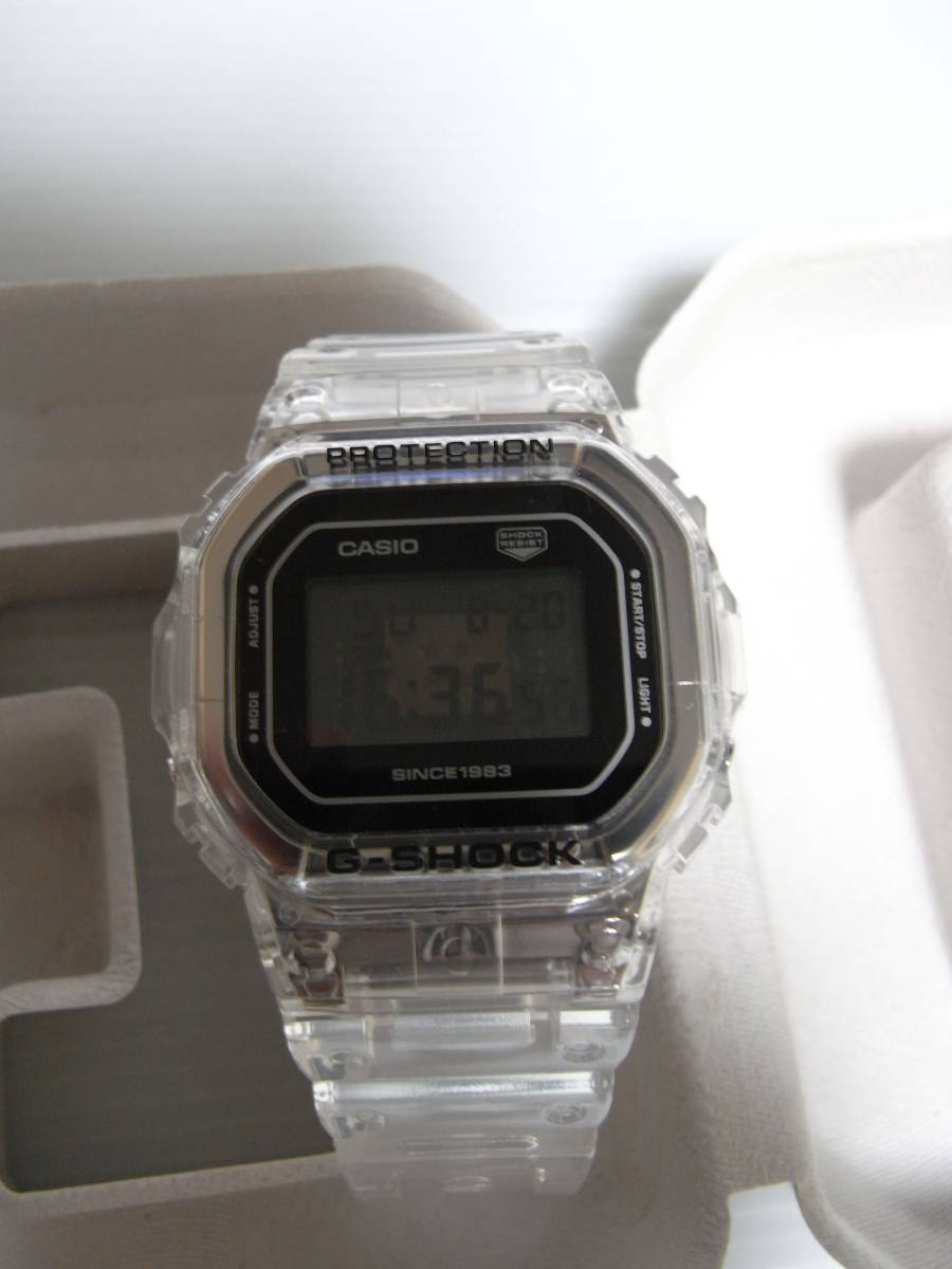 未使用】 CASIO G-SHOCK カシオ ジーショック DW-5040RX-7JR G-SHOCK