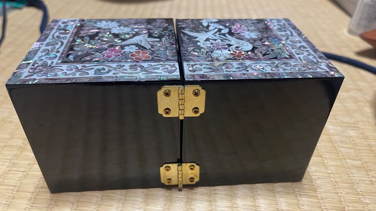 韓国螺鈿細工 ジュエリーボックス 木製 貝殻 漆器 小物入れ 伝統 韓国螺鈿細工 ジュエリーボックス 木製 貝殻 漆器 小物入れ 伝統
