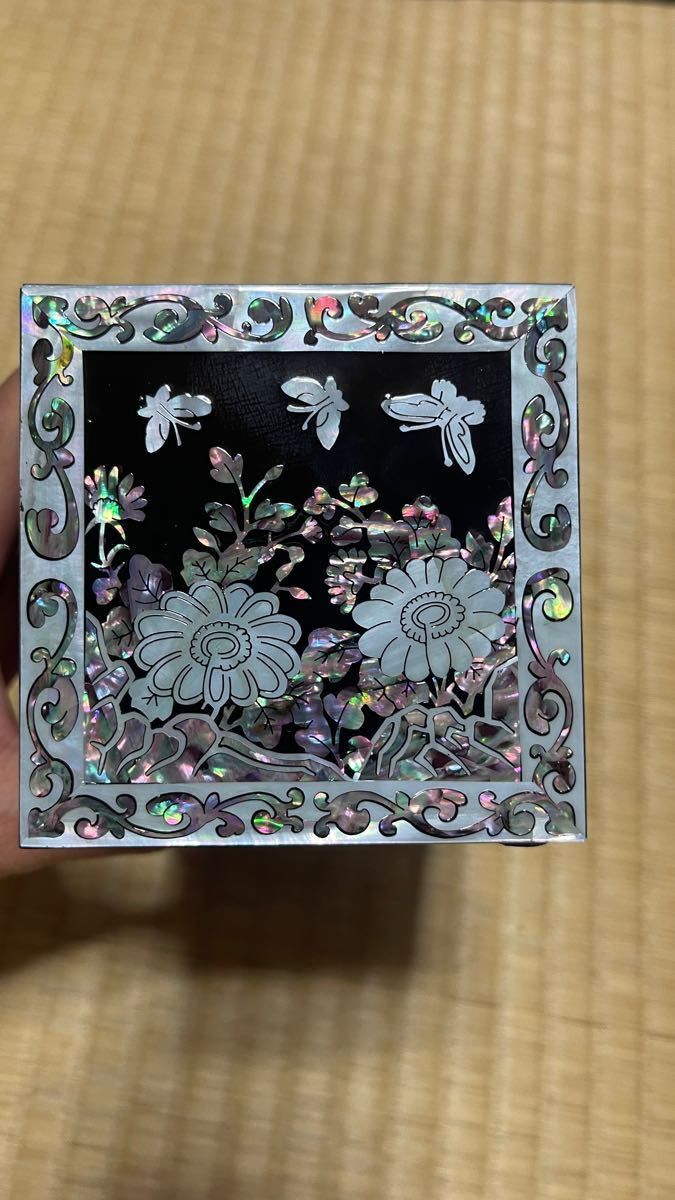 韓国螺鈿細工 ジュエリーボックス 木製 貝殻 漆器 小物入れ 伝統 韓国螺鈿細工 ジュエリーボックス 木製 貝殻 漆器 小物入れ 伝統
