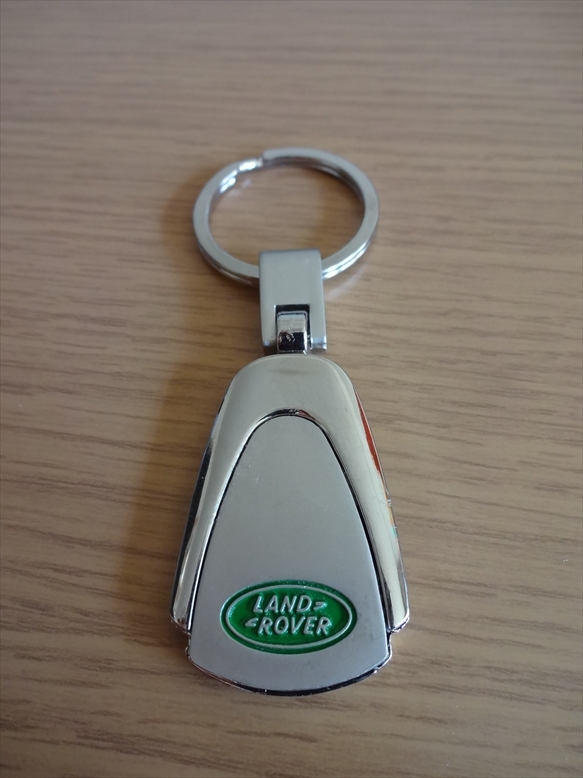  Land Rover emblem key holder LAND ROVER automobile foreign automobile ring Chain emblem key ring Car chain house. key car remote control and so on 