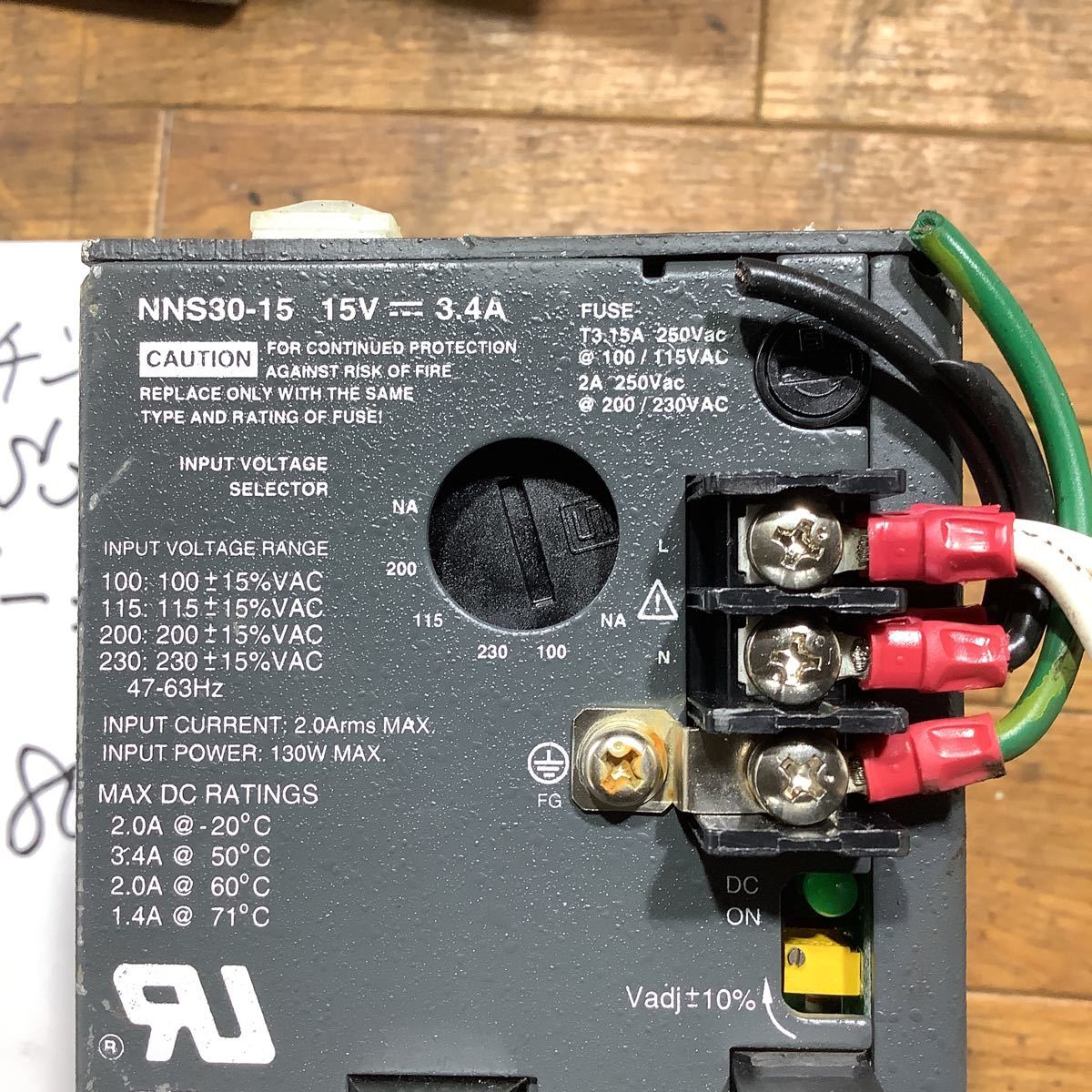 スイッチング電源 NNS30ー15 100vー (15v 3、4A)中古品一般的な スイッチング電源 NNS30ー15 100vー (15v 3、4A)中古品一般的な