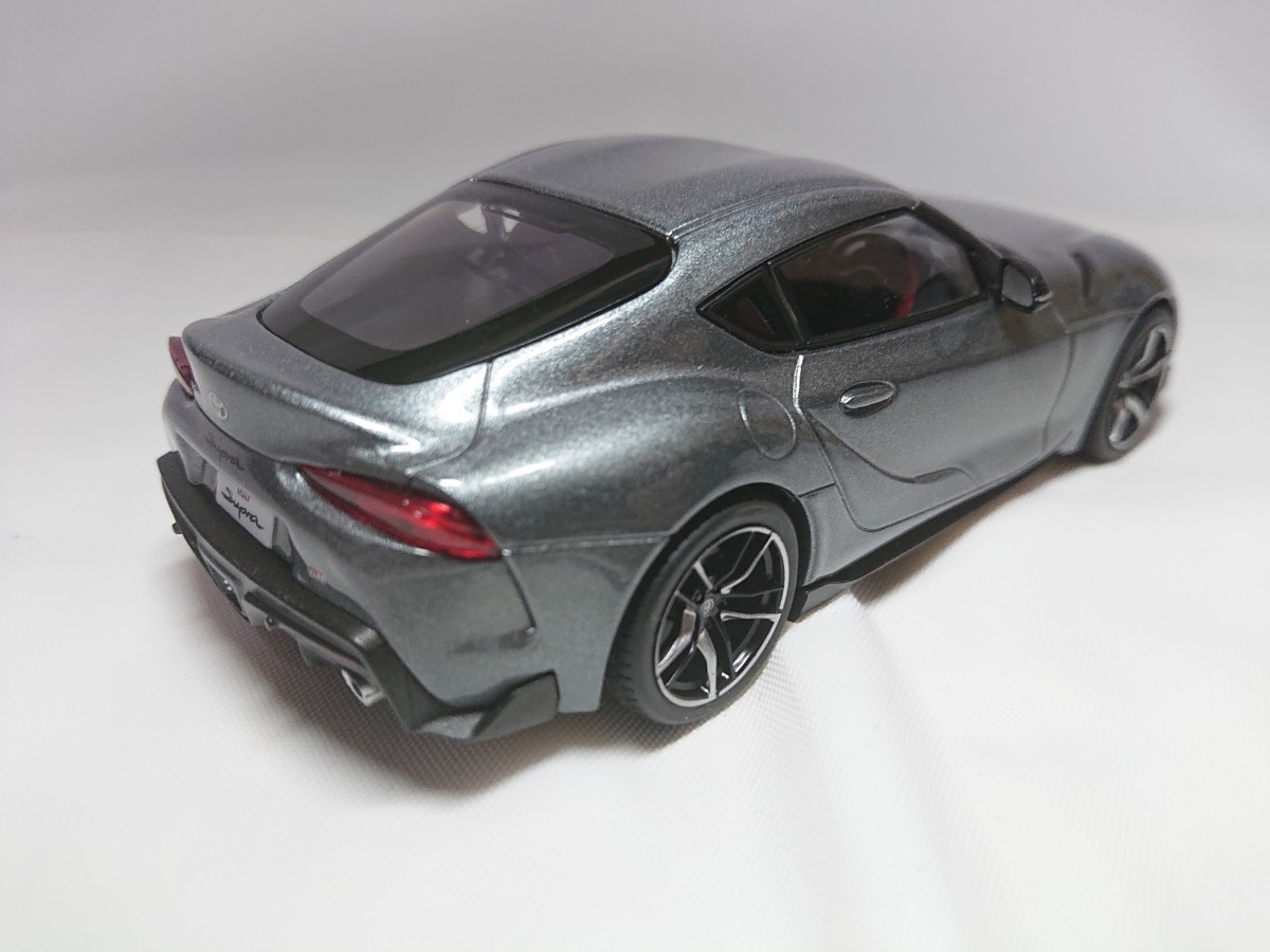 トヨタ GRスープラ アイスグレーメタリック 1/30色見本ミニカー箱なし
