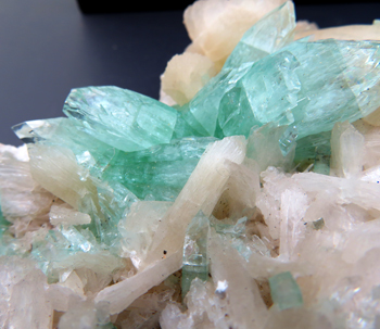 弗素魚眼石-(K) Fluorapophyllite-(K) 大型 展示用 インド産 瑞浪鉱物展示館 4651_画像4