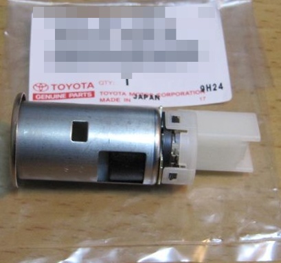 ●新品 トヨタ純正 VITZ ヴィッツ パワーアウトレットソケット シガーソケットASSY　KSP90 NCP90 KSP130 NCP131 NHP130 NSP130_画像1