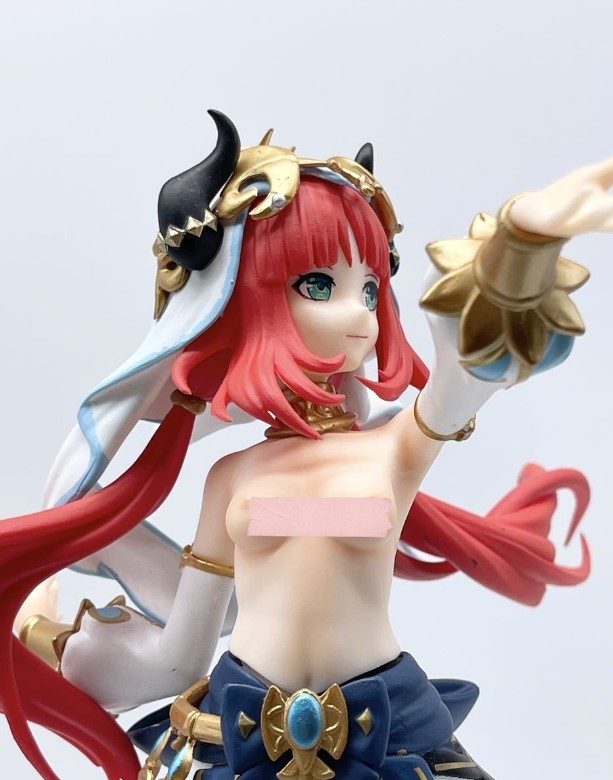 海外限定/ miHoYo 原神フィギュア ニィロウ蓮光落舞Ver. 1/7スケール