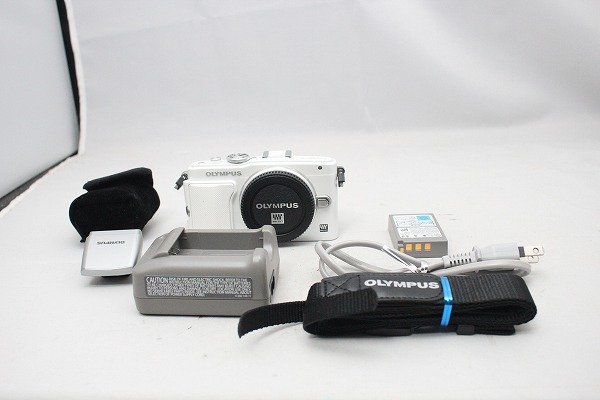 お年玉セール特価】 良品 OLYMPUS PEN Lite E-PL6 ミラーレス 一眼