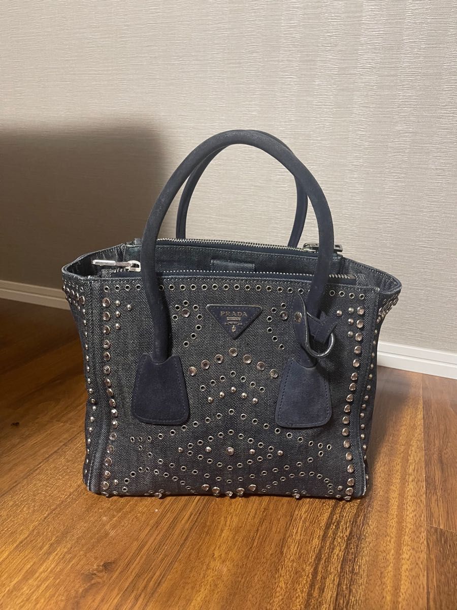 PRADA デニム スタッズビジュー刺繍 トートバッグ|Yahoo!フリマ PRADA デニム スタッズビジュー刺繍 トートバッグ|Yahoo!フリマ