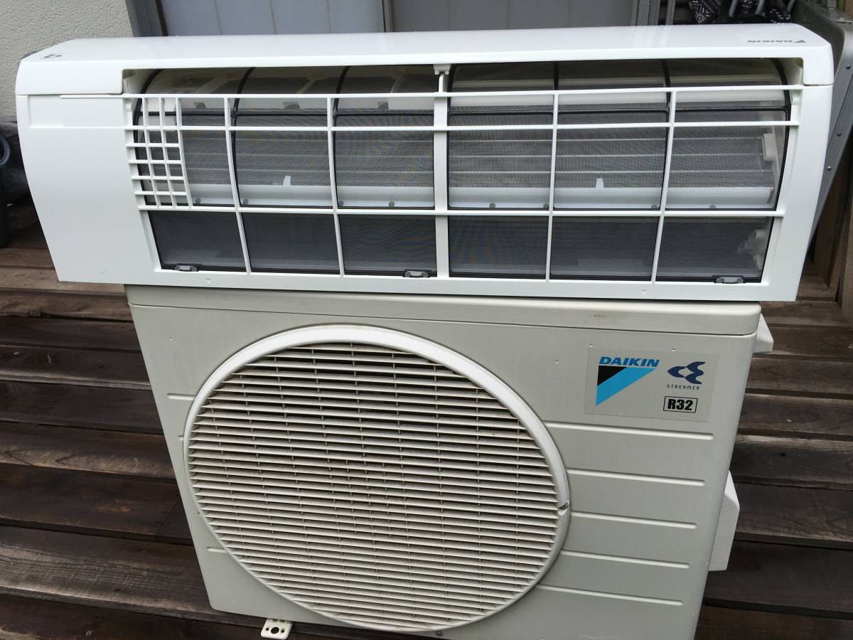 ダイキン８畳エアコン洗浄済み ２０１７年 - 季節、空調家電