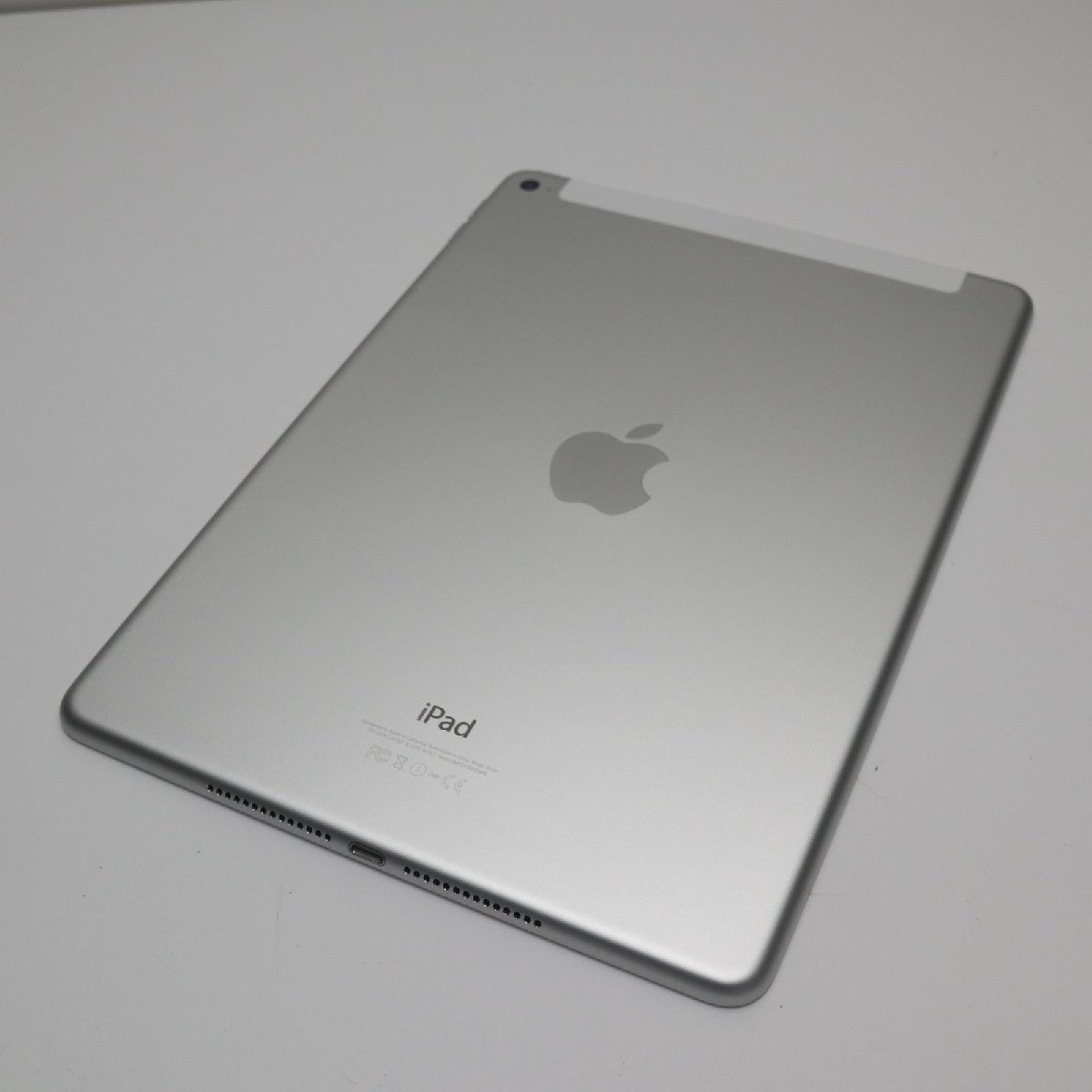 新品同様 docomo iPad Air 2 Cellular 16GB シルバー 即日発送 タブレットApple 本体 あすつく 土日祝発送OK_画像2