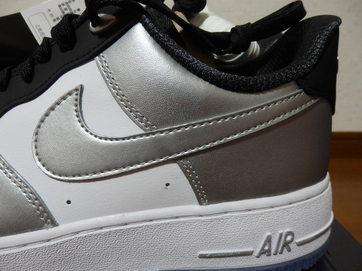 即決☆レア！限定！♪新品 NIKE ナイキスニーカー WMNS AIR FORCE 1 LOW '07 SE エアフォース１ ロー 26.5cm♪25周年記念♪40周年記念_画像2