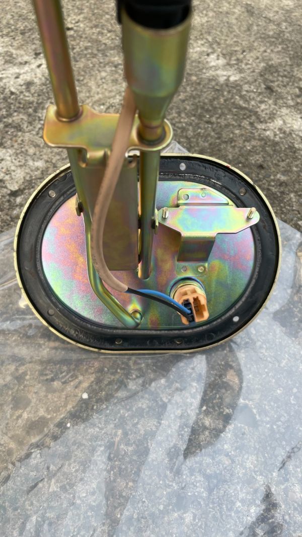 ユーノス ロードスター 燃料ポンプ マツダ