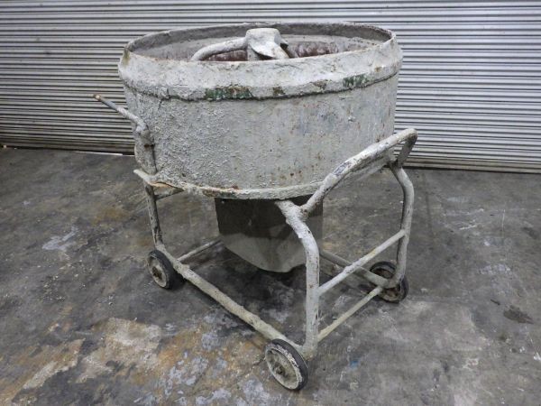 【オープニングセール】 1kW 友定建機? せ★f836▼ モルタルミキサー 現状 中古 100V 電源単相 ギャードミキサー 深350mm Φ900mm PBM-4HS? 撹拌(かくはん)機、ミキサー 【オープニングセール】 1kW 友定建機? せ★f836▼ モルタルミキサー 現状 中古 100V 電源単相 ギャードミキサー 深350mm Φ900mm PBM-4HS? 撹拌(かくはん)機、ミキサー