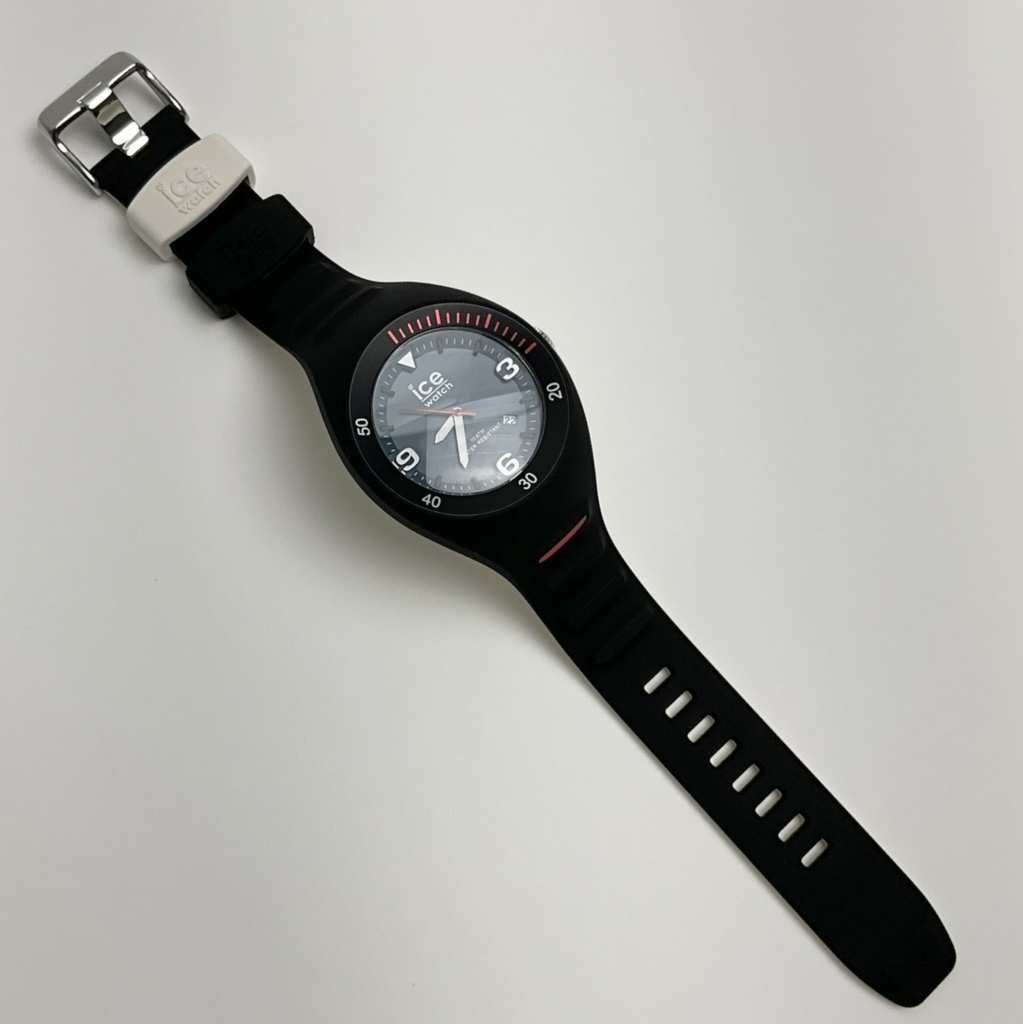 [ジャンク扱い 箱付属品なし] アイスウォッチ 腕時計 ice watch 018944 ブラック_画像2