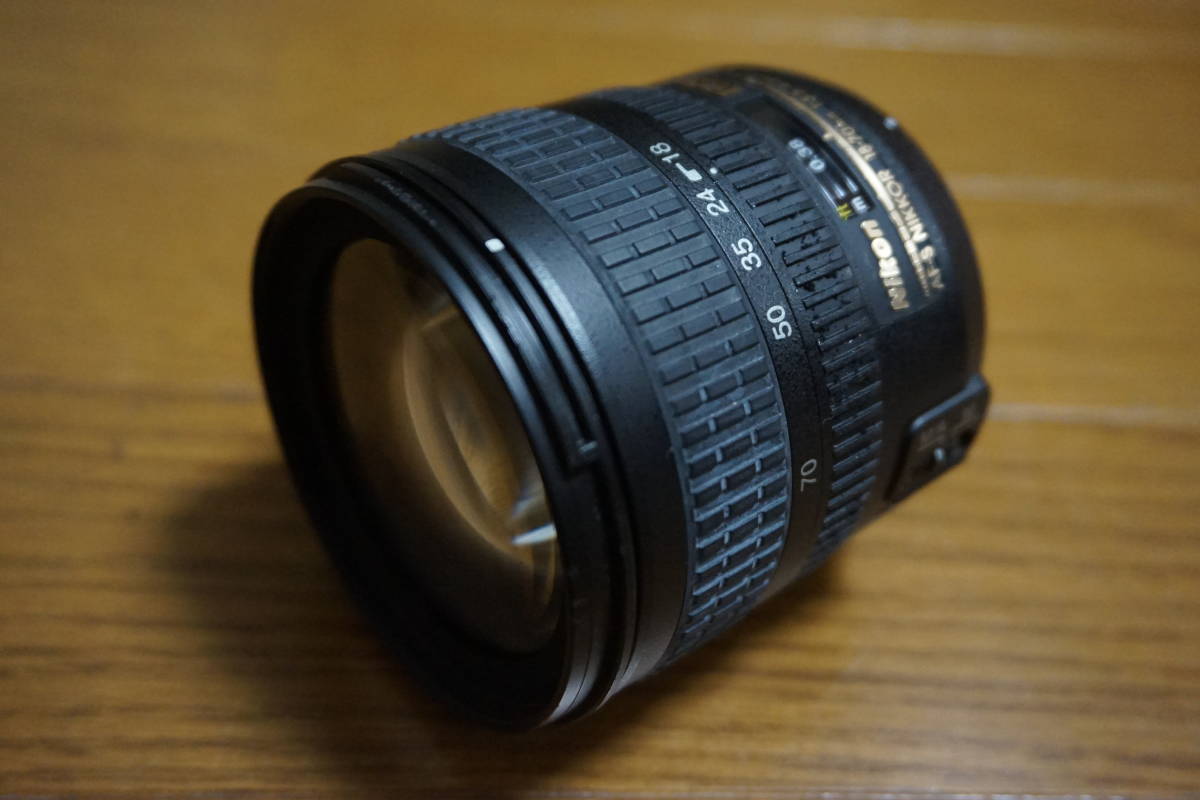 【中古/美品】Nikon　ニコン　DX AF-S 18-70mm F3.5-4.5G ED_画像2