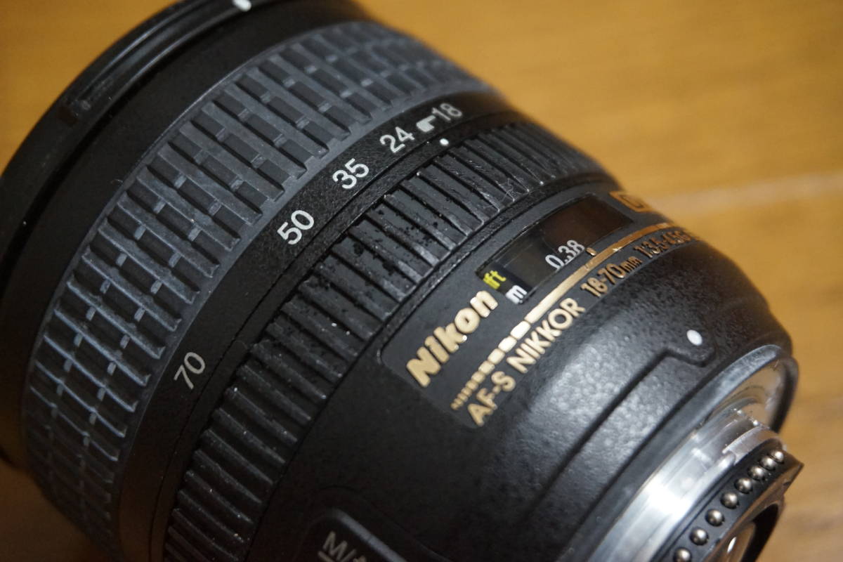 【中古/美品】Nikon　ニコン　DX AF-S 18-70mm F3.5-4.5G ED_画像4