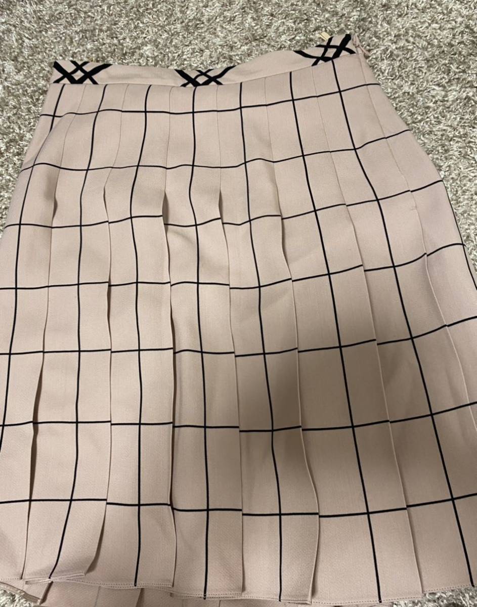 くらしを楽しむアイテム 中古美品Valentino(ヴァレンチノ)ウール