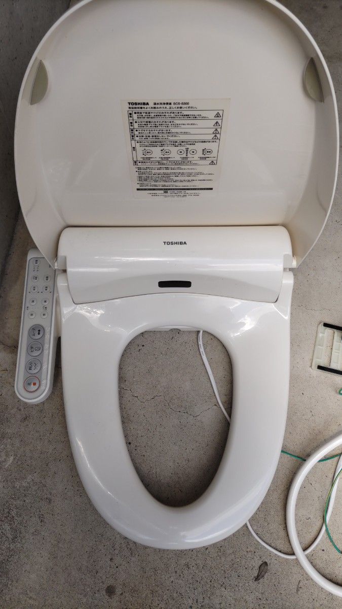 TOSHIBA 温水洗浄便座 家庭用 SCS-S300 Yahoo!フリマ（旧）-