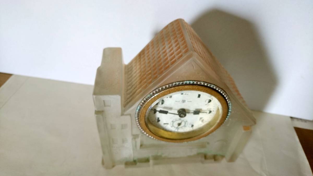 東洋時計　TOYO　CLOCK　置時計　ガラス　スモールセコンド　ジャンク　ゼンマイ　テンプ　機械式　レトロ　インテリア　ディスプレイ_画像2