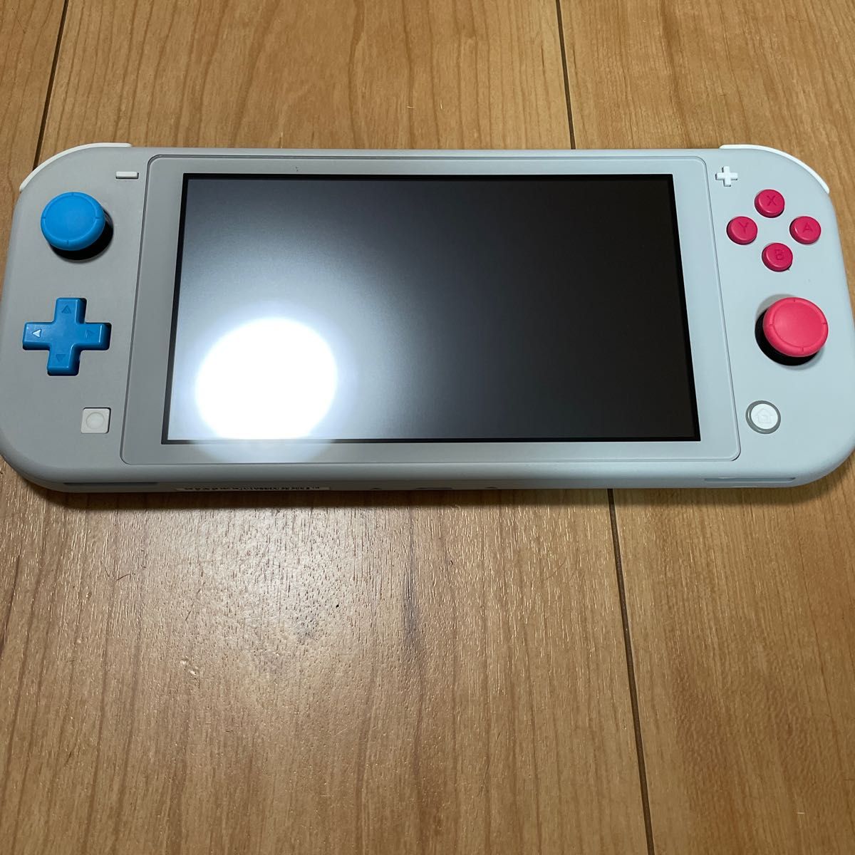 771【2019年製】Nintendo Switch Lite ザシアン・ザマゼンタ 欠品なし