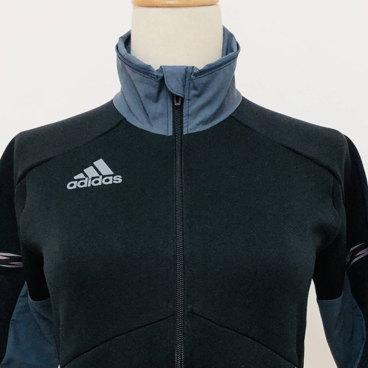 k0025 美品 adidas アディダス ジャージ フルジップ ハイネック ロゴプリント ポケット 140 子ども服 男児 スポーティーチェックスタイル_画像5