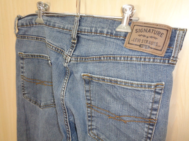 s64◆SIGNATURE BY LEVI STRAUSS GOLD アスレチックフィットジーンズ◆リーバイス w34 ブルー系 ストレッチ入り 縦落ち デニムパンツ 5H_画像4