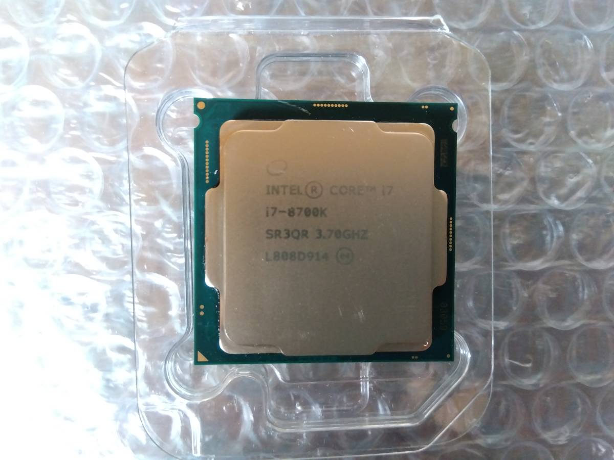 送料無料】動作品Intel Core i7 8700K SR3QR 3.70GHz LGA1151 箱シール