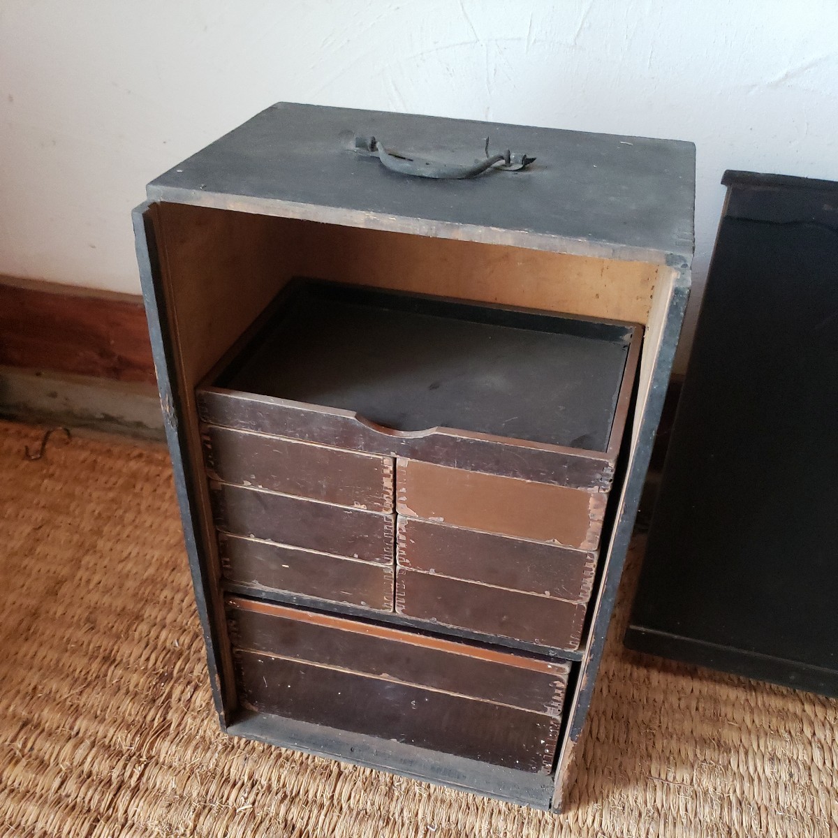 時代物 古い木製 弁当箱 収納箱 整理箱 小物入れ おかもち 小箪笥