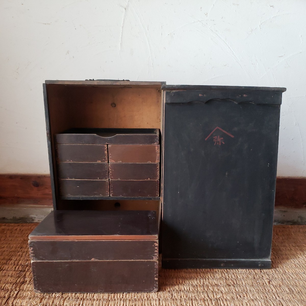 時代物 古い木製 弁当箱 収納箱 整理箱 小物入れ おかもち 小箪笥