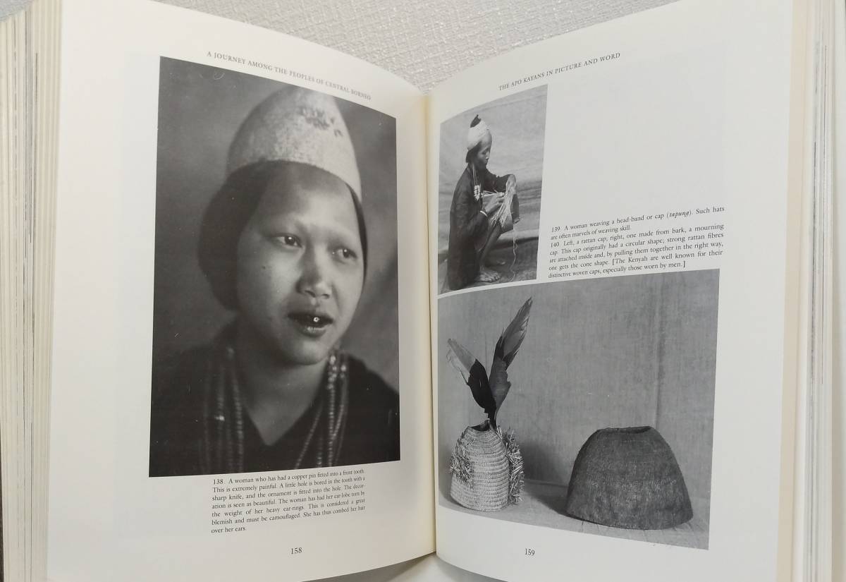 写■ ボルネオの人たちの文化・民俗写真集 A Journey Among the Peoples of Central Borneo in Word and Picture _画像7