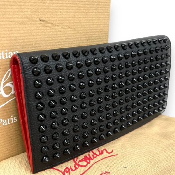 Christian Louboutin クリスチャンルブタン 財布 長財布 NAXOS WALLET 小物 ブランド スパイク スタッズ ZIP 箱付き 保存袋付き 3165049_画像1