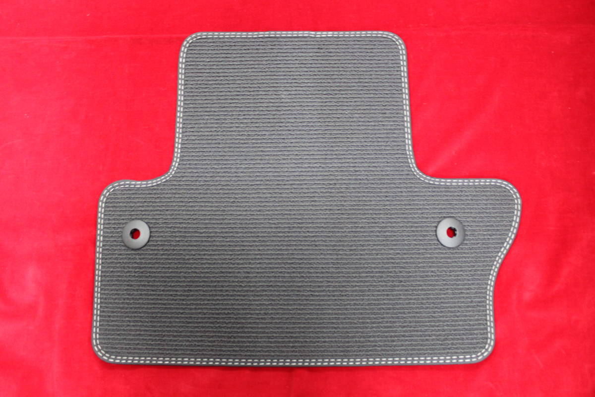 * selling out! payment on delivery beautiful goods! unused! new goods! VOLVO Volvo Heisei era 28 year V60 D4R original floor mat for 1 vehicle *