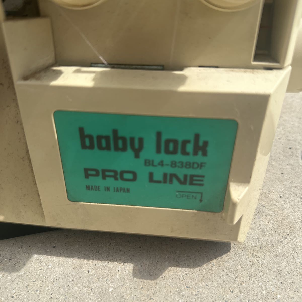 【ジャンク】baby lock BL4 838DF ベビーロック PRO LINE ロックミシン_画像2